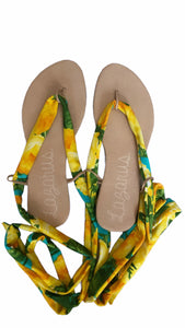 Sandalia multiway flores amarillas